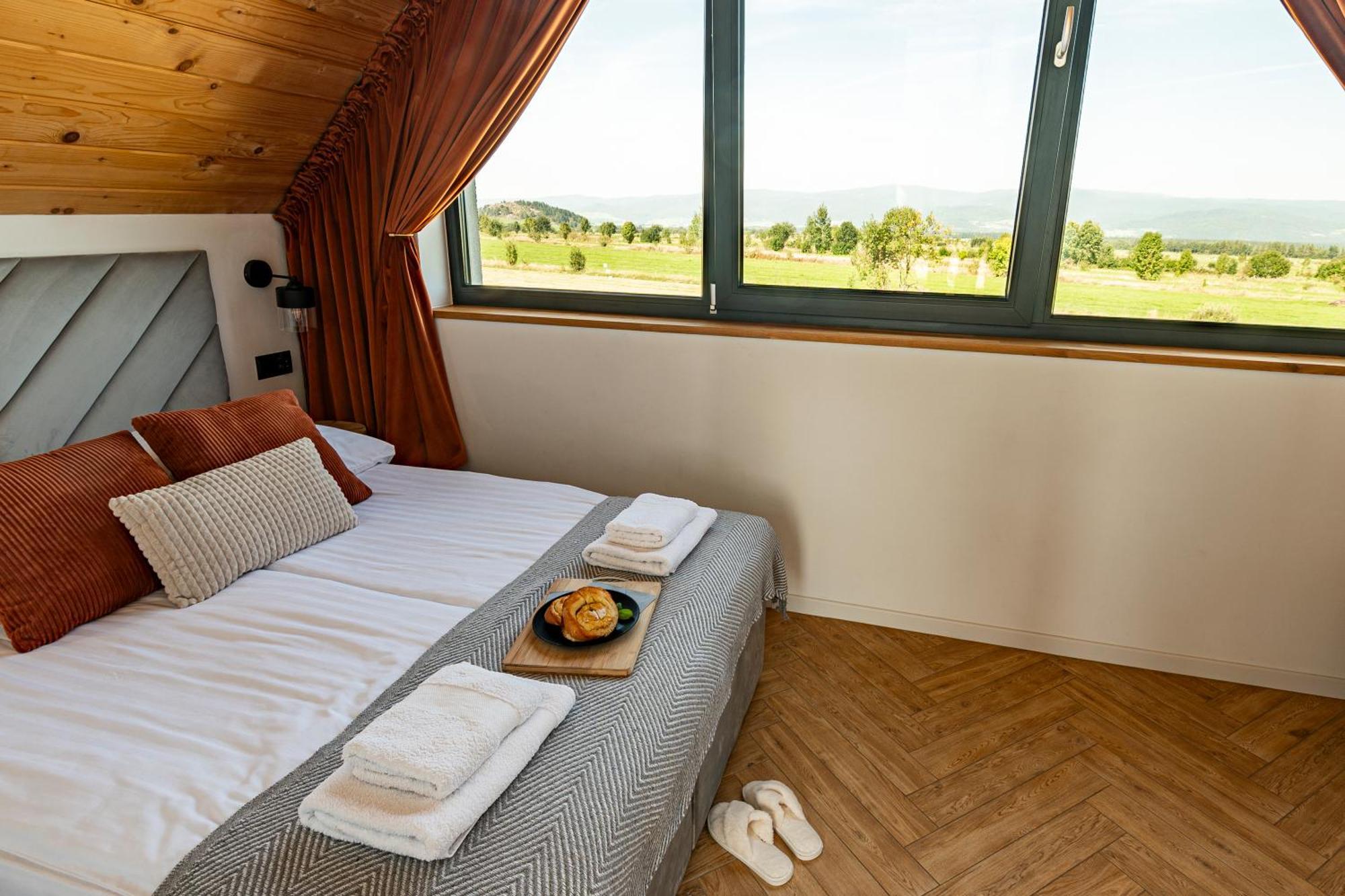 I Skalka Z Jacuzzi I Widokiem Na Gory - Jacuzzi And Mountain View