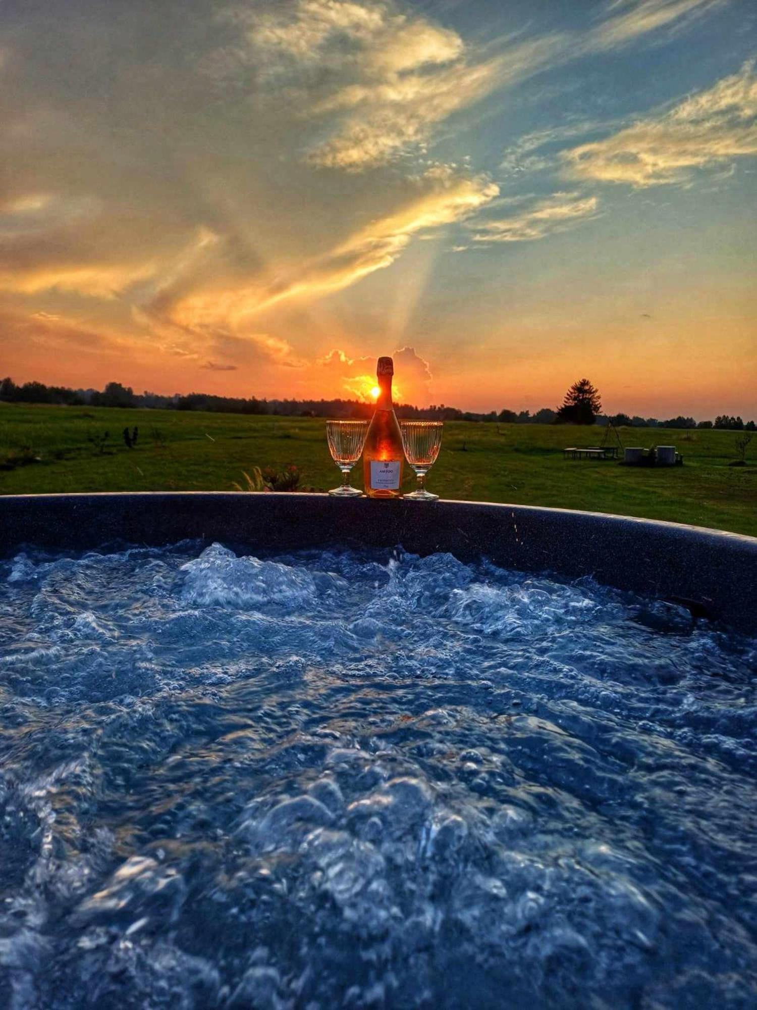 Domek alpejski I Skalka Z Jacuzzi I Widokiem Na Gory - Jacuzzi And Mountain View Białka Tatrzańska