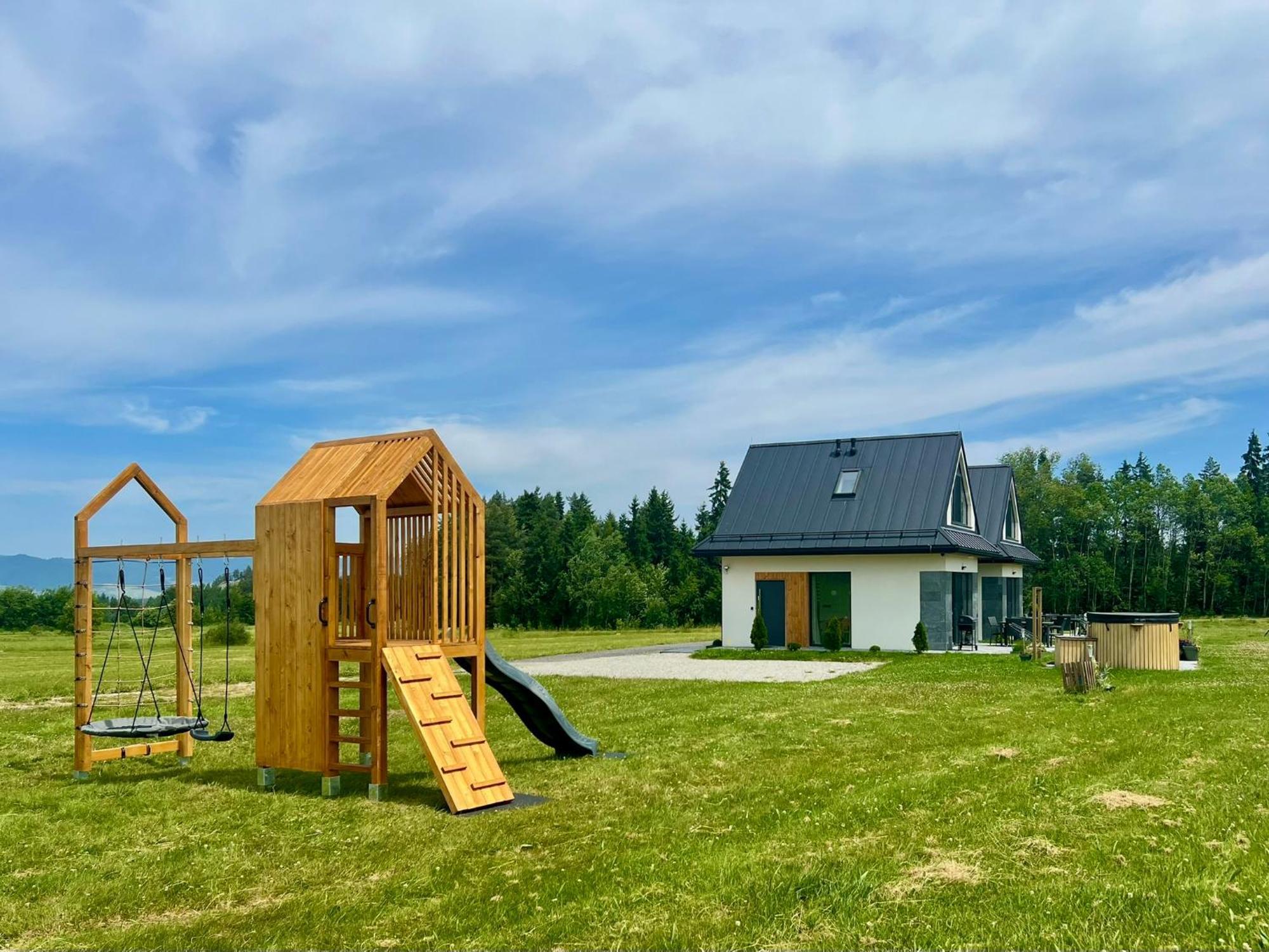 I Skalka Z Jacuzzi I Widokiem Na Gory - Jacuzzi And Mountain View *